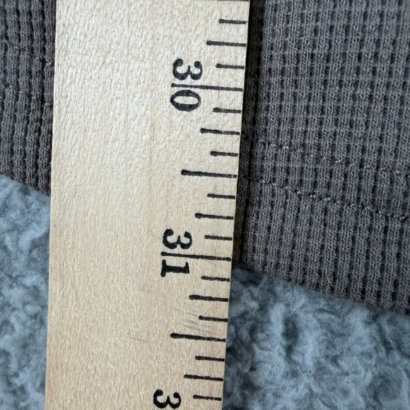 BYLT Premium Basics Shirt Men M Brown Long Sleeve Crewneck Curve Hem Waffle Knit - Picture 6 of 9